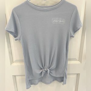 Abercrombie purple t-Shirt size kids 13/14, EUC